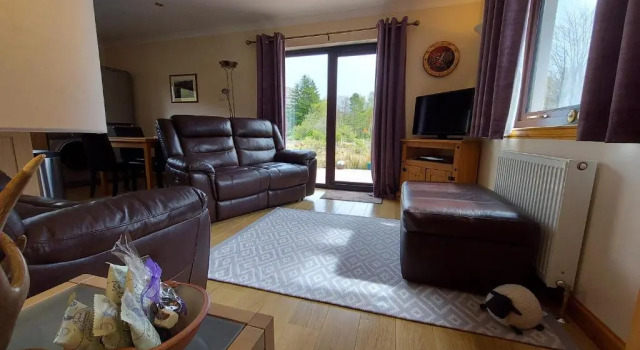 Roe Deer Cottage near Glencoe, 预订 度假屋 奥尼赫 高地