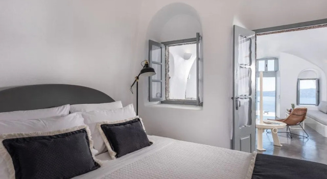 NK Cave House Villa, Забронировать Вилла Виллы Тиры, рядом с Площадь Теокопулу, Вилла