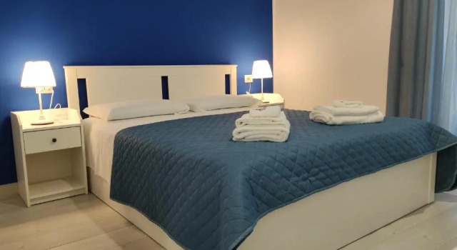 Апартаменты Blue Moon Apartments