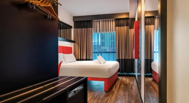 Номер Deluxe Essence Hotel Carlton