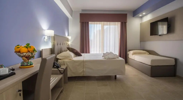 Трёхместный номер Netum Hotel