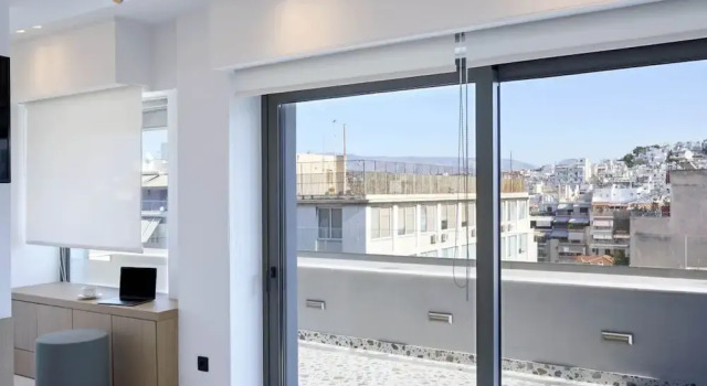 Номер Superior Twinn Downtown Piraeus, Santikos Collection