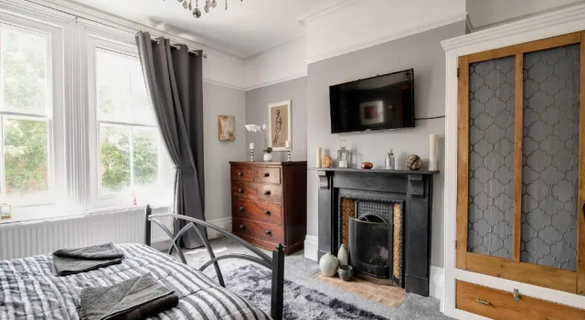 Beautiful spacious Victorian flat Central Southsea, Varaa Huoneisto Asunnot kohteessa Merseyside, Huoneisto