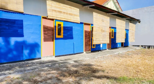 OYO Life 91544 Homestay Biru Blukid, Prenota Hotel Sidoarjo East Java