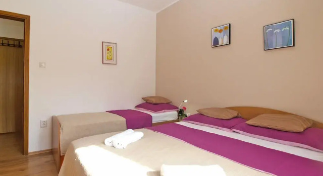 Apartment 91