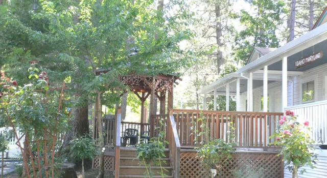 Коттедж Nevada City Inn