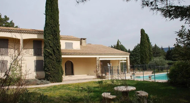 Villa Ref 478 L'Isle sur la Sorgue, Забронировать Вилла Виллы Овернь-Рона-Альпы, Вилла