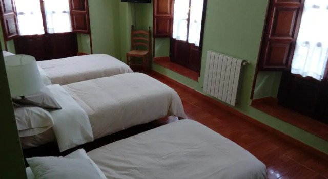 Hotel Piloñés, Reserva ahora Hotel Hoteles en Infiesto con desayuno, Desayunos