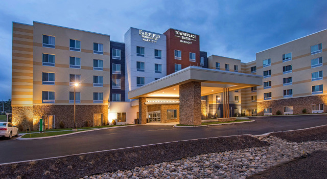 Fairfield Inn & Suites by Marriott Altoona, 予約 ホテル アルトゥーナ ペンシルベニア州