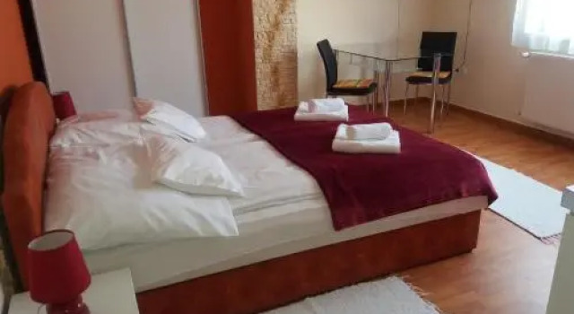 Nádor Apartmanok, Prenota Appartamento Kaposvár 