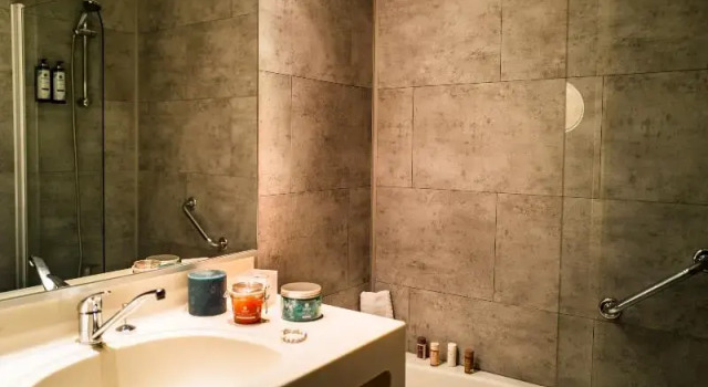 Двухместный номер Superior с балконом Hôtel Valdys Thalasso & Spa - les Pins