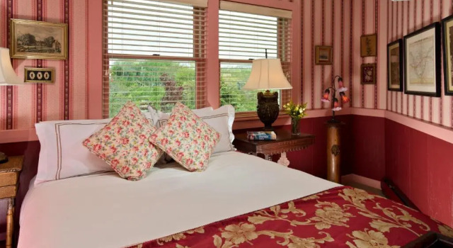 Номер Standard Lands End Inn