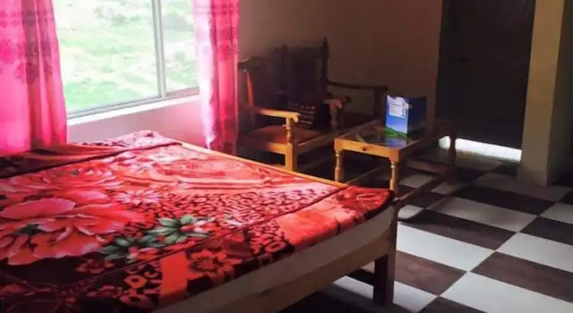 Hotel Al Hayat Murree, Rezerwuj Hotel Hotele w Punjab Region z parkingiem, Parking