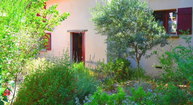 Maison de la Vigne, Забронировать Отель Отели Венцоласки с парковкой, Парковка