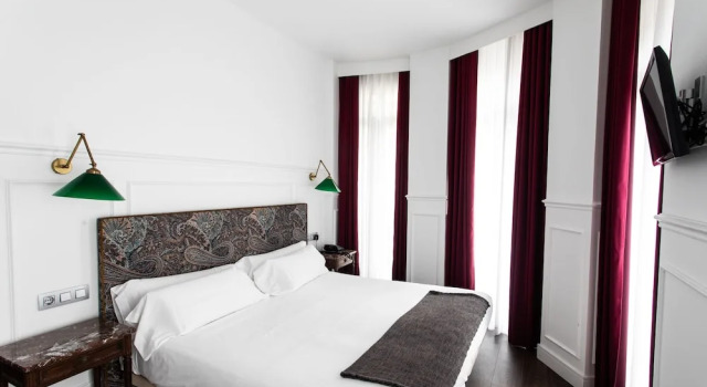 Двухместный номер Superior с балконом Hotel Trueba