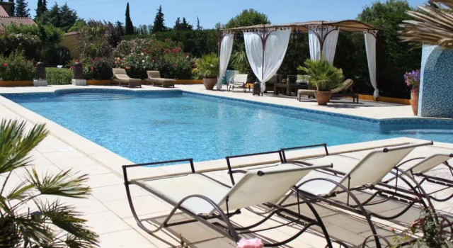 Коттедж Gîtes maisons de vacances Domaine la Chamade Carpentras