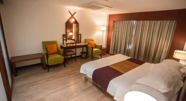 Номер Deluxe Seeharaj Hotel
