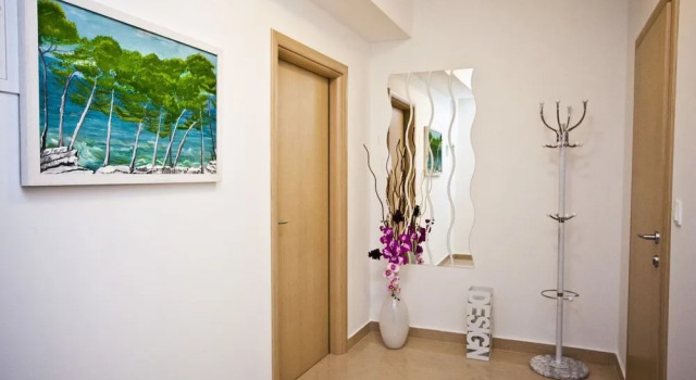 Split Apartments Peric