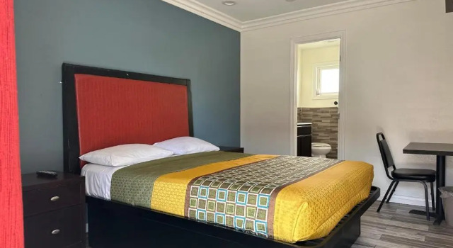 Номер Superior Bartlett Motel