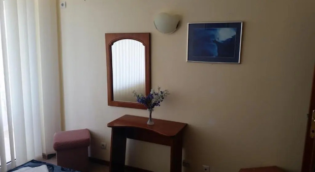 Полулюкс Hotel Forum