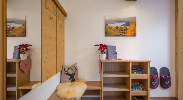 Alpenchalet Zillertal, Book Chalet Cottages in Inntal, Cottage