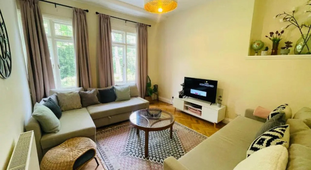 NomiHomes-Otis House-Free Parking x 2-Central -10ppl