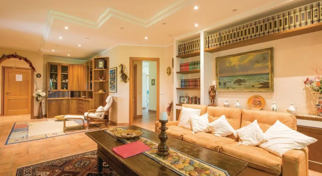 Villa Linda, Rezervovat Vila Gradara 