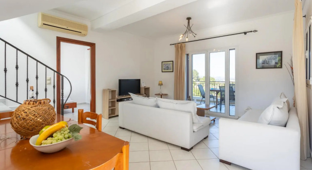 Villa Europe Thia, Забронировать Вилла Коттеджи Лакитра, Коттедж