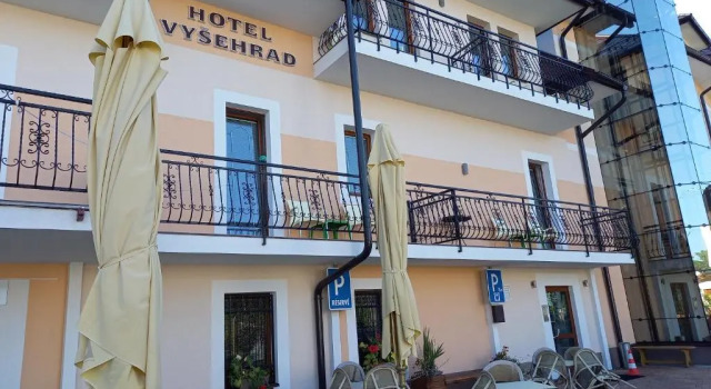 Hotel Vyšehrad, Забронировать Отель Турчьянске-Теплице Жилинский край, рядом с Курорт Турчанске-Теплице