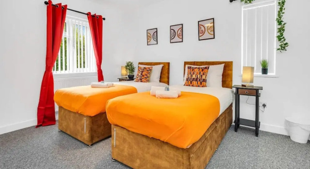 Коттедж Great Deal for The No 7 3BR House w Pool Table