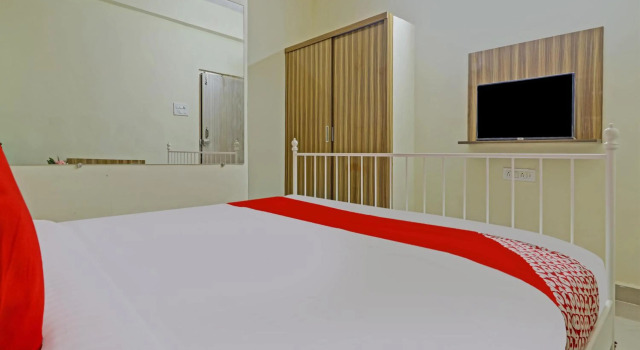 Flagship 72003 Hotel Dsr Inn