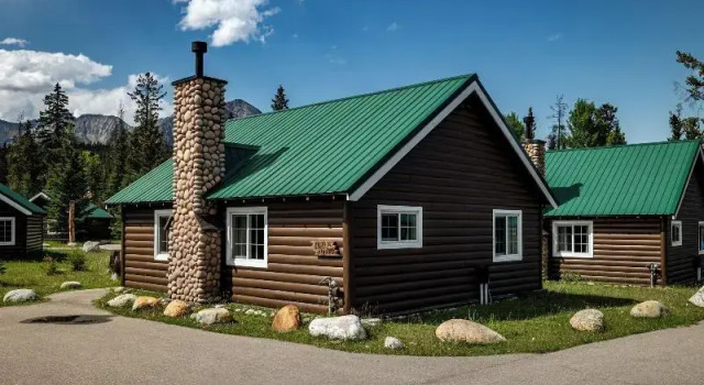 Коттедж Pine Bungalows