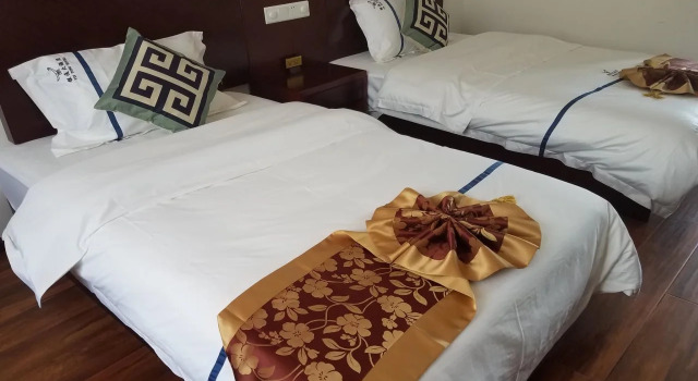 Dali Mountain Delights Hotel, Rezerwuj Hotel Hotele 3-gwiazdkowe w da, 3*