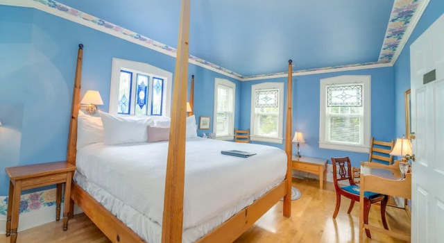 Люкс Yelton Manor Bed and Breakfast