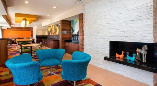 Кровать в общем номере Fairfield by Marriott Inn & Suites Cheyenne