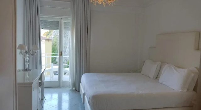 Двухместный номер Deluxe с частичным видом на море Admiral Hotel
