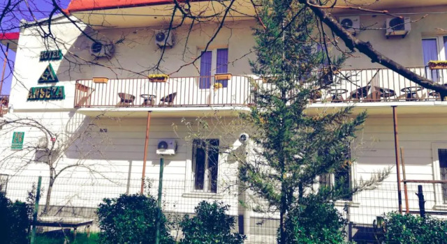 AnSeZa, Rezervovat Hotel Hotely v Imereti s parkováním, Parkování