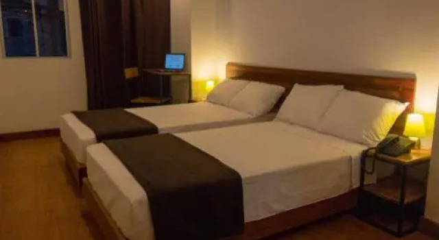 Central Bed & Breakfast, Забронировать Отель Икитос 