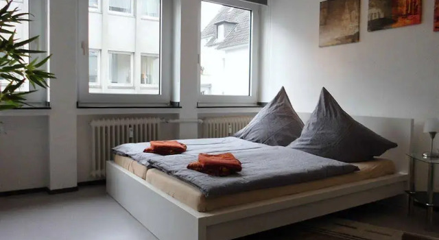 Star Apartments Cologne - Ecke Brunostrasse, Book Apartment Cologne North Rhine-Westphalia
