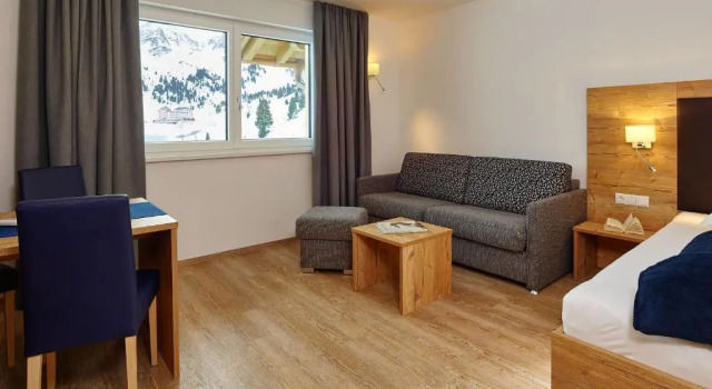 Апартаменты Hotel Garni Kristall