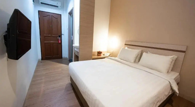 O podwyższonym standardzie pokój z widokiem na pole golfowe Lovina Inn Penuin Hotel