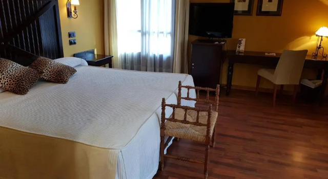 Номер Comfort Hotel Cotiella
