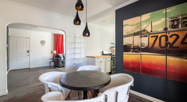 Cozy 2BR Home in Central Phoenix by WanderJaunt, Забронировать Гостевой дом Энканто 