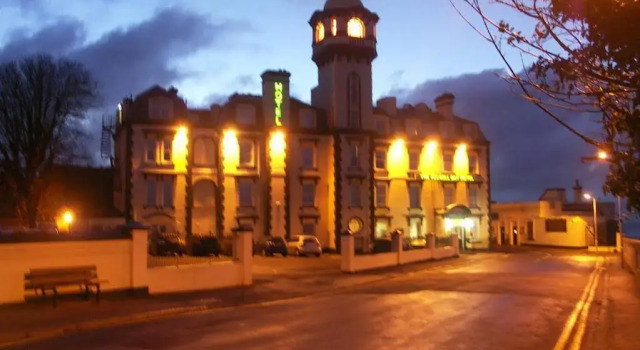 The Pegwell Bay Hotel, Boek Hotel Hotels in Merseyside met parkeren, Parkeren