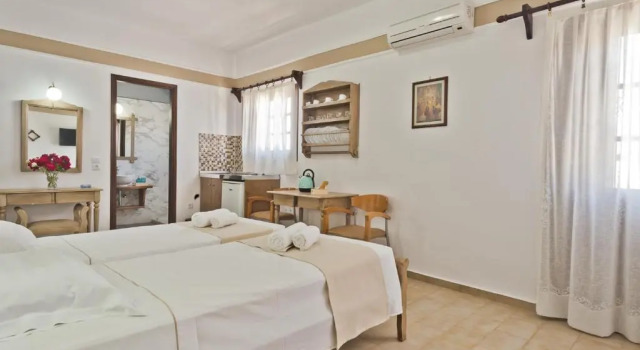 Philoxenia Studios 1