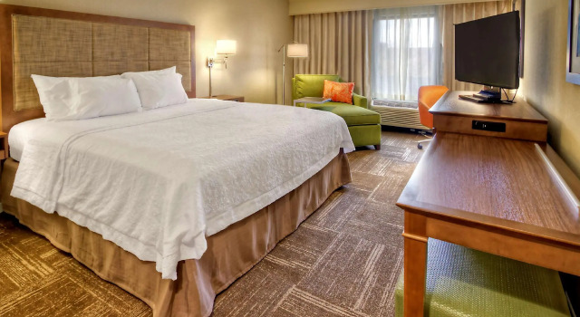 Двухместный номер Standard Hampton Inn and Suites Asheville Airport