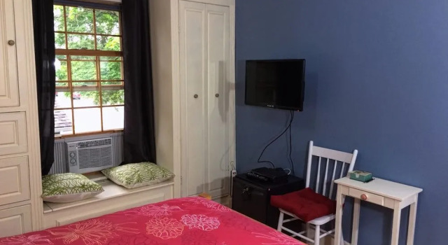 Dundas Glen Bed & Breakfast, Varaa Hotelli Hamilton 