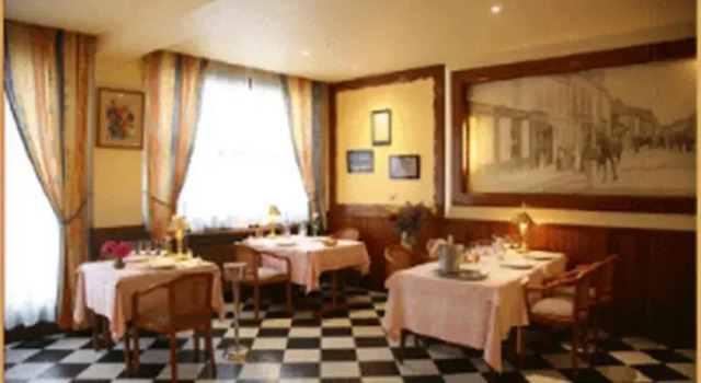 Hôtel Restaurant La Croix d'Or, Prenota Hotel Sezanne Champagne