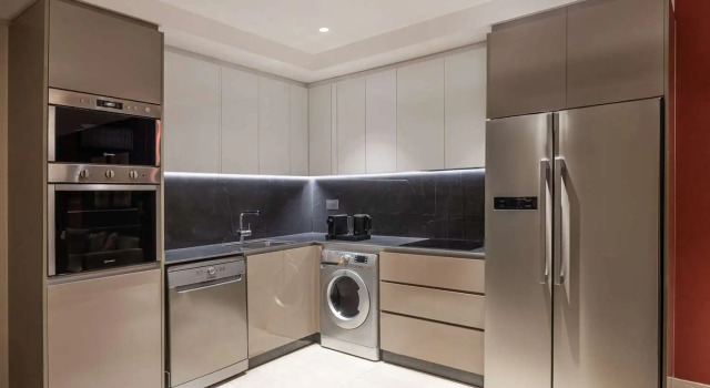 Номер Standard c 1 комнатой с балконом Doubletree By Hilton Amman Hotel & Residences