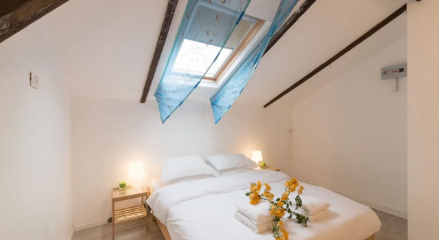Апартаменты Gorgeous Apt in Neve Tzedek with Parking